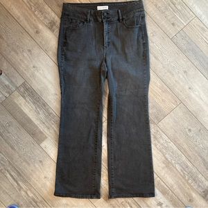 PLUS SIZE LANE BYRANT JEANS